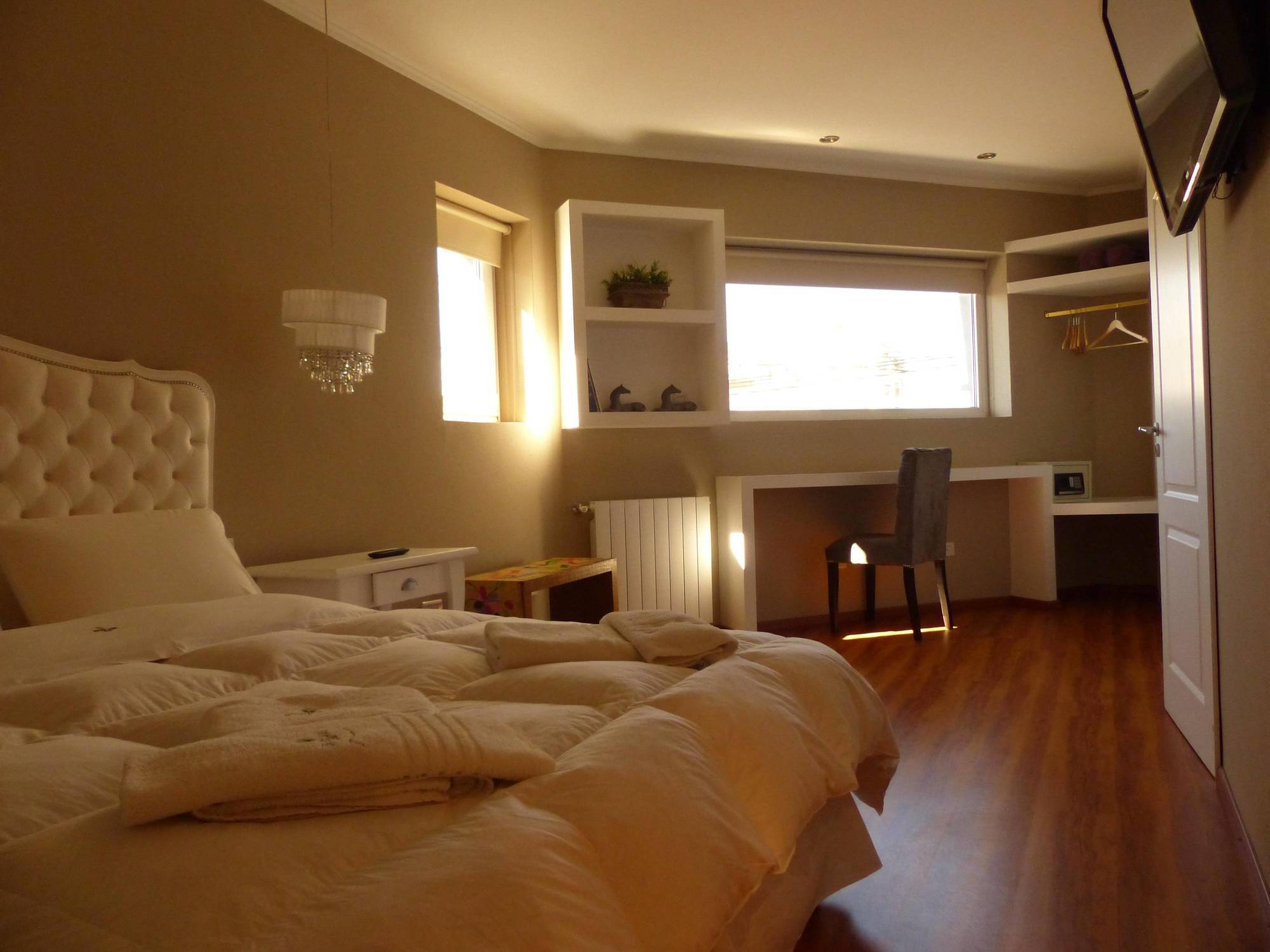 Euskadi Hotel General Pico Esterno foto
